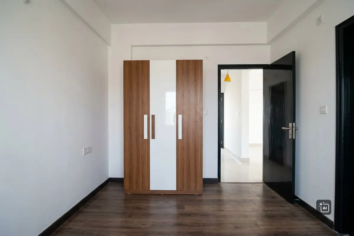 3 BHK Apartment for Sale in Nungambakkam, Chennai - 1