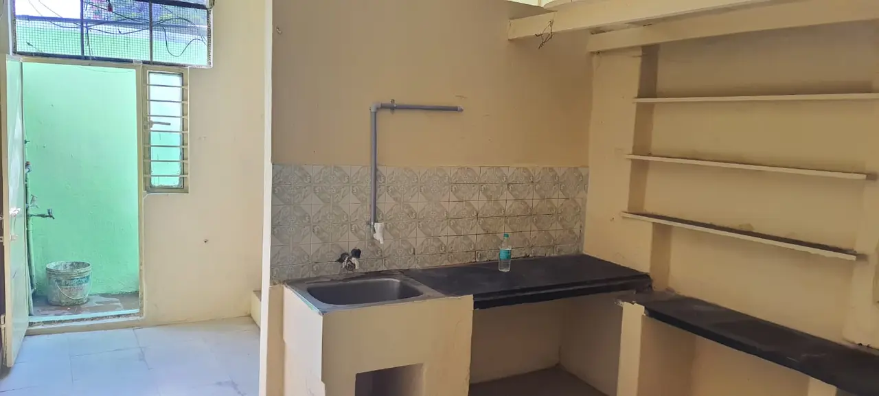 1BHK House near Sukrawar Pettai, R.S. Puram for Rent - 3