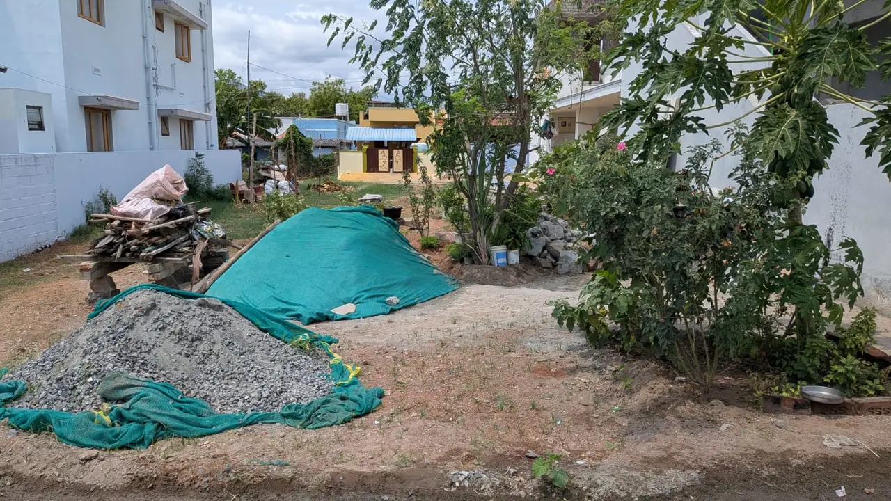 Empty Land in Somanthurai sithur, Aanamalai, Pollachi. - 3