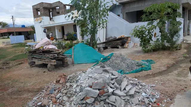 Empty Land in Somanthurai sithur, Aanamalai, Pollachi.